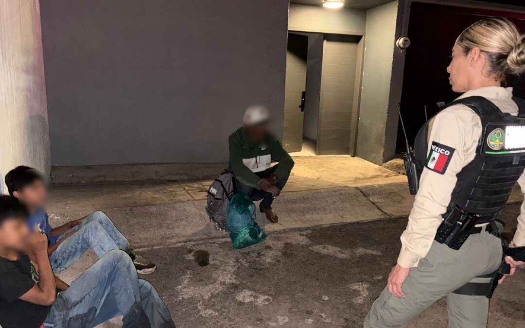 Guardabosques de Guadalajara Rescatan a Familia Extraviada en la Barranca de Huentitán