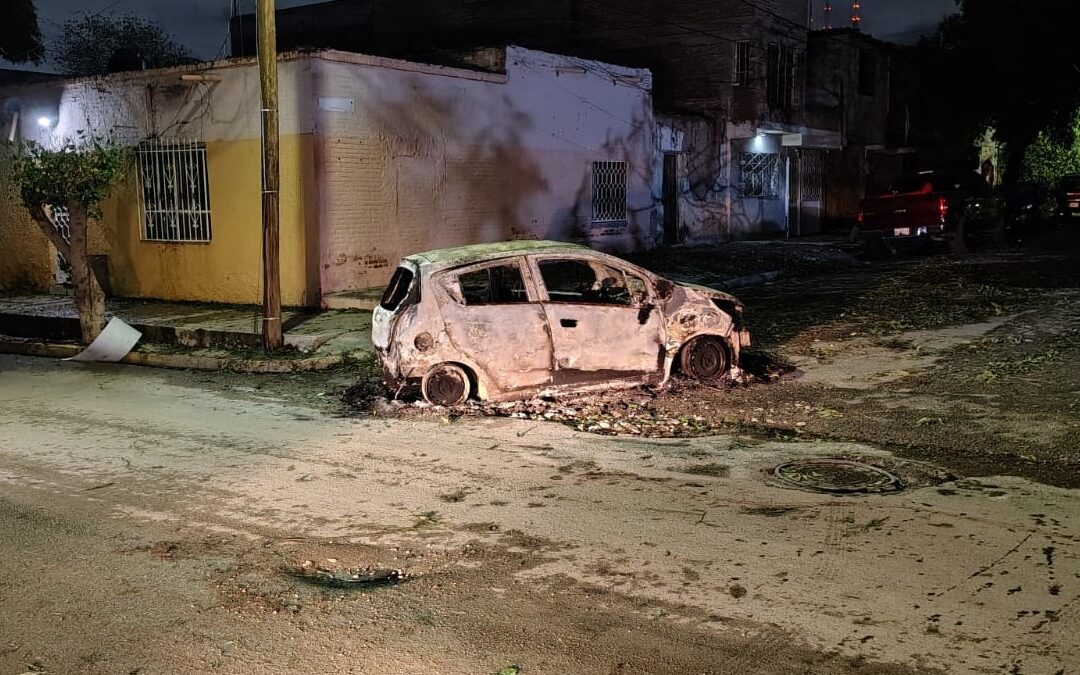Impactante: taxista en Torreón afectado por cable de alta tensión