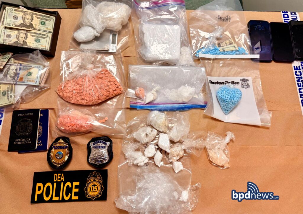 Incautación Masiva De Fentanilo Y Metanfetamina En Operativo Antidrogas En Boston
