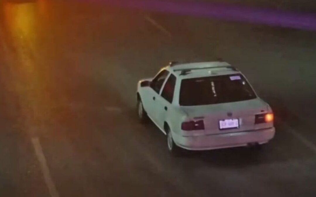 Dramática Escolta de Emergencia: Policías de Monterrey Llevan a Padre e Hija al Hospital