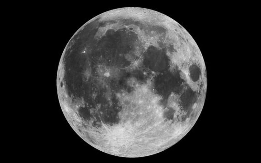 Descubre Impresionantes Fotos de la Luna Capturadas por la Misión Artemis II