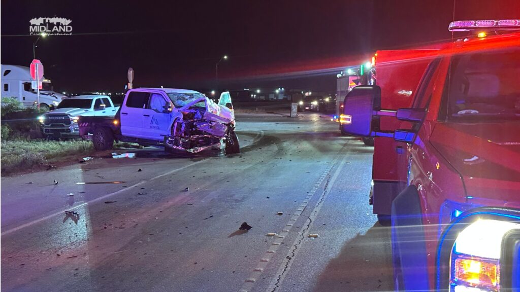Impactante Accidente En Midland: Camión Cisterna De Nitrógeno Líquido Vuelca En Carretera - Noticias Notivalle Impactante Accidente En Midland: Camión Cisterna De Nitrógeno Líquido Vuelca En Carretera