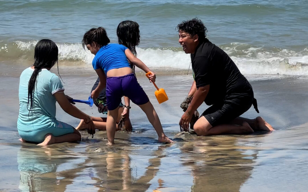 Playas Tijuana: Turistas Ignoran Alerta Sanitaria por Agua Contaminada