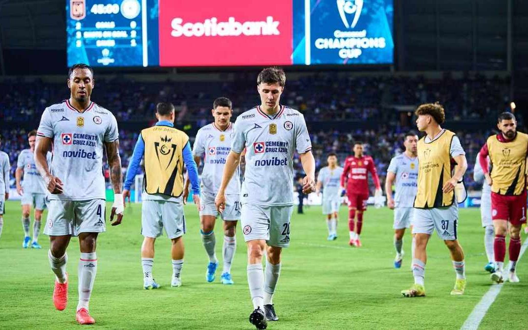 LAFC asesta contundente derrota a Cruz Azul en la Champions Cup