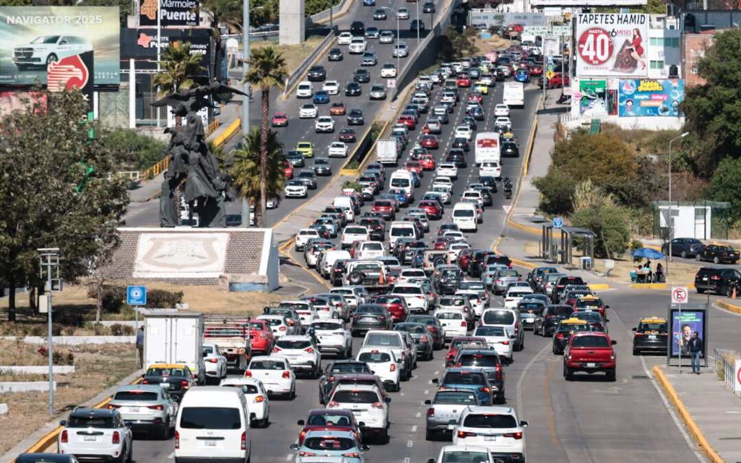 Tráfico en Puebla: Actualizaciones en Vivo de Cierres y Accidentes