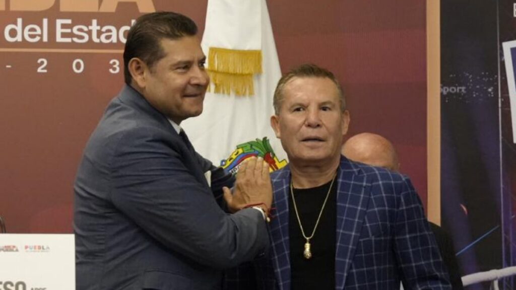 Julio César Chávez Regresa Al Ring En La Feria De Puebla 2026 Contra 'El Travieso' Arce - Noticias Notivalle Julio César Chávez Regresa Al Ring En La Feria De Puebla 2026 Contra ‘El Travieso’ Arce