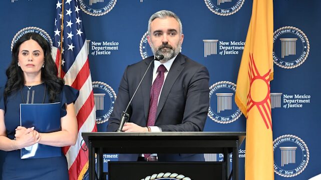 Crisis en el Bienestar Infantil de Nuevo México: Fiscal General Presenta Demanda