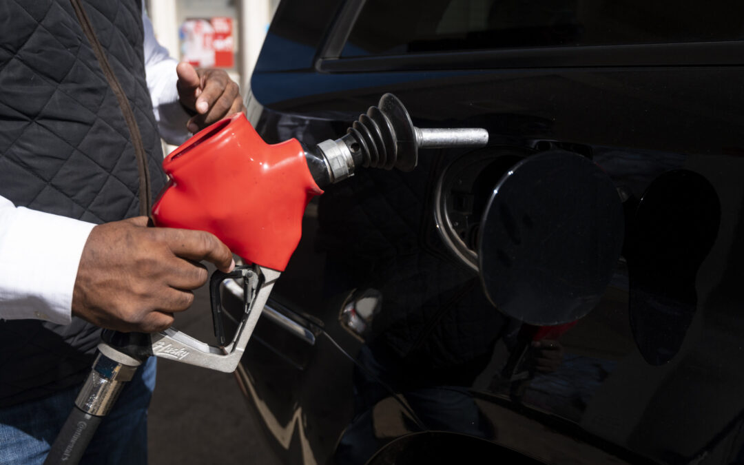 Aumento de Precios de Gasolina en Nuevo México: Promedio Alcanza los $4.04