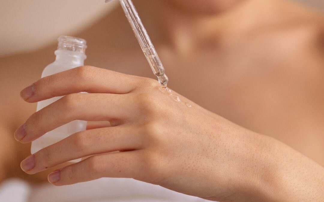 Rutina de Skincare: Joven Advierte Sobre Mezclar Activos en el Cuidado de la Piel