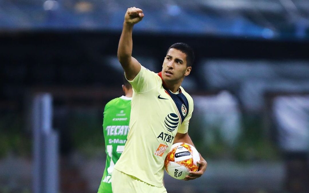 Impactante Expulsión de Cecilio Domínguez en la Copa Libertadores
