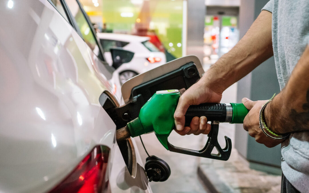 Precios del Diésel Aumentan en Colorado: Superan los 5 Dólares por Galón