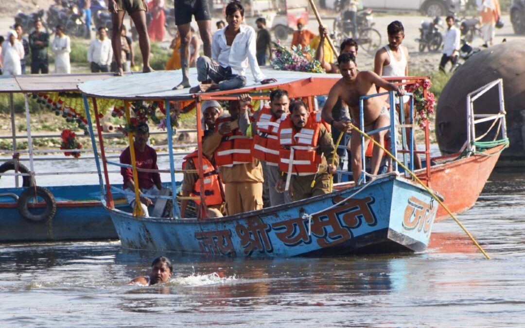 Tragedia en el Norte de India: Accidente de Bote Turístico Deja Múltiples Muertos