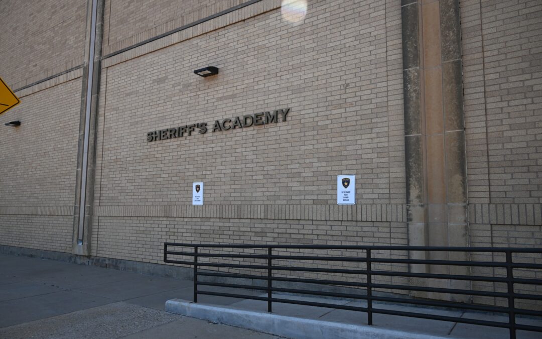 La Oficina del Sheriff de Lubbock Celebra la Jubilación de Ms. Danita tras 22 Años de Servicio
