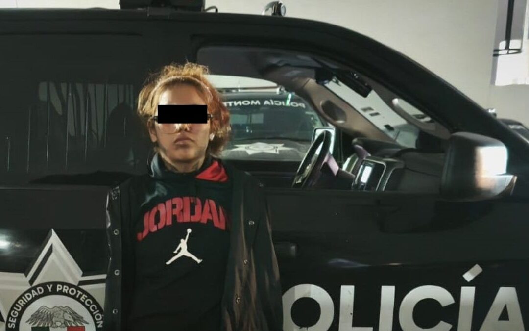 Detenida en Monterrey: Mujer de 21 años portaba pistola y marihuana