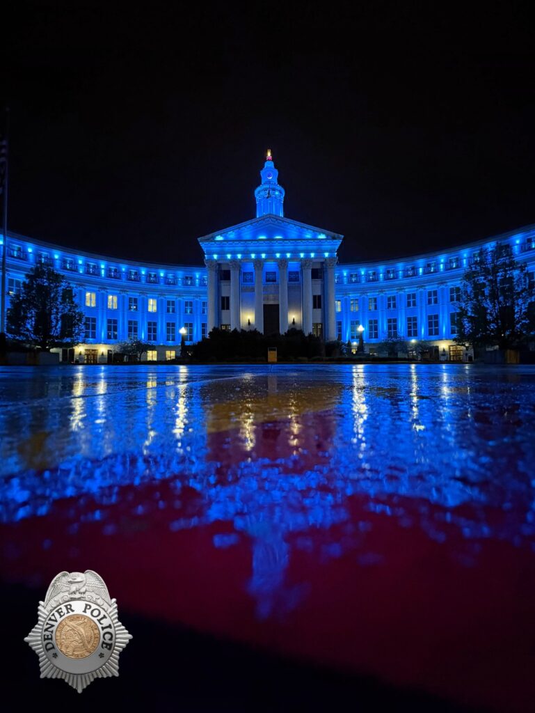 Denver Se Ilumina Para Apoyar A Supervivientes De Agresión Sexual Durante El Mes De Concientización