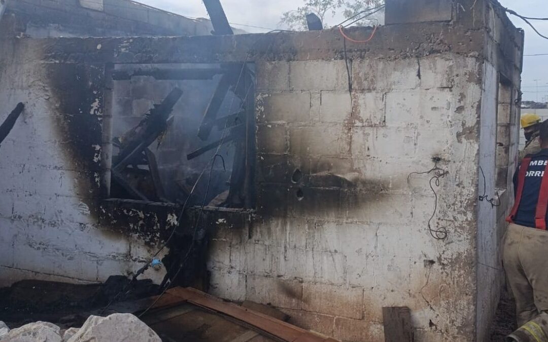 Incendio en Torreón: Conflicto de Pareja Resulta en Casa en Llamas