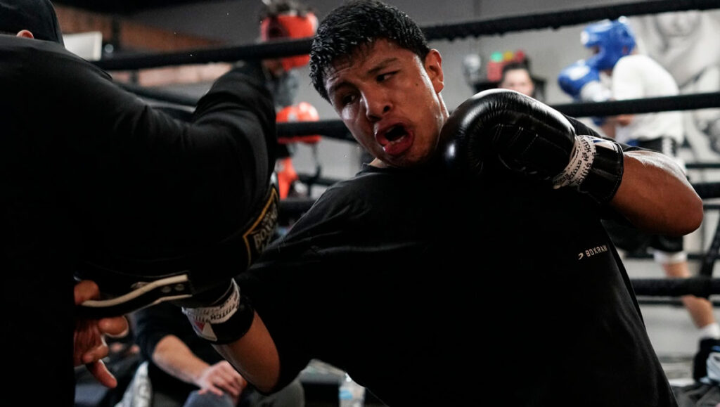 Jaime Munguía Regresa A Las Vegas: Aprendizaje Y Necesidad De Respuesta En El Ring - Noticias Notivalle Jaime Munguía Regresa A Las Vegas: Aprendizaje Y Necesidad De Respuesta En El Ring