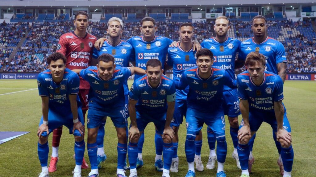 Erik Lira Confía En El Futuro De Cruz Azul A Pesar De La Eliminación En Concachampions