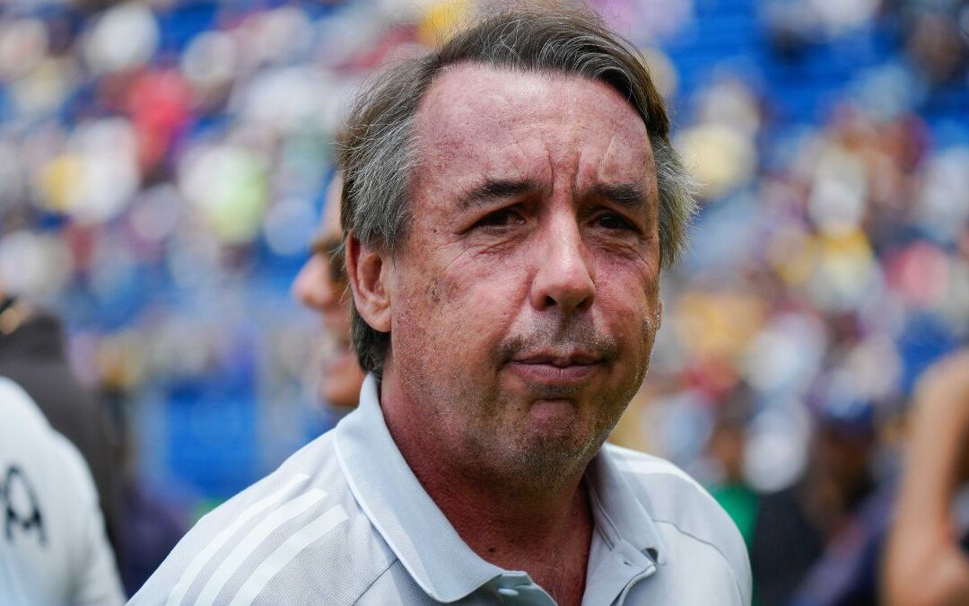 Emilio Azcárraga Visita el Entrenamiento del América tras Eliminación en Concacaf 2026