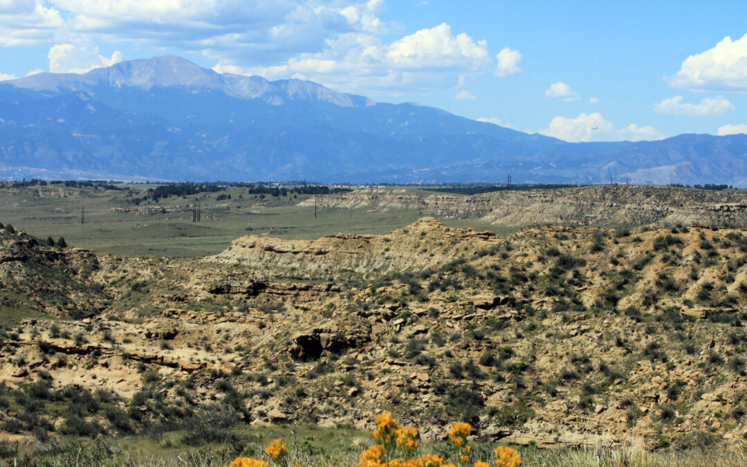 Explora Sitios Fósiles Protegidos en Colorado con Tours Guiados en 2026