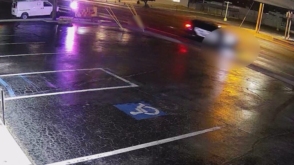 Atropello De Hombre Inconsciente Por Patrulla En Farmington Captado En Video De Seguridad