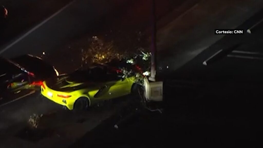 Persecución De Alta Velocidad Culmina En Choque Mortal En Los Ángeles
