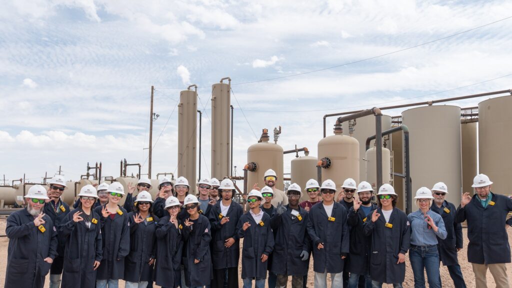 Midland College Fomenta El Aprendizaje Práctico En La Industria Energética Para Estudiantes