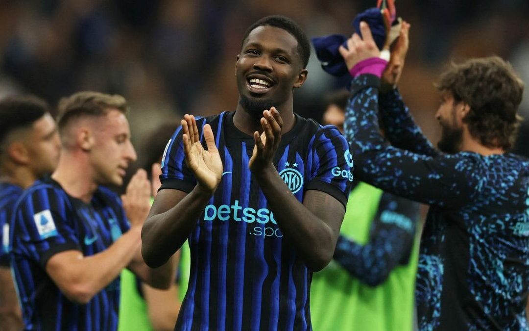 Inter de Milán Aplasta al Cagliari y Aviva la Lucha por el Scudetto