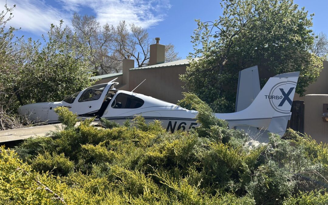 Accidente de Avioneta Cerca del Resort Ojo Santa Fe: Investigación en Curso