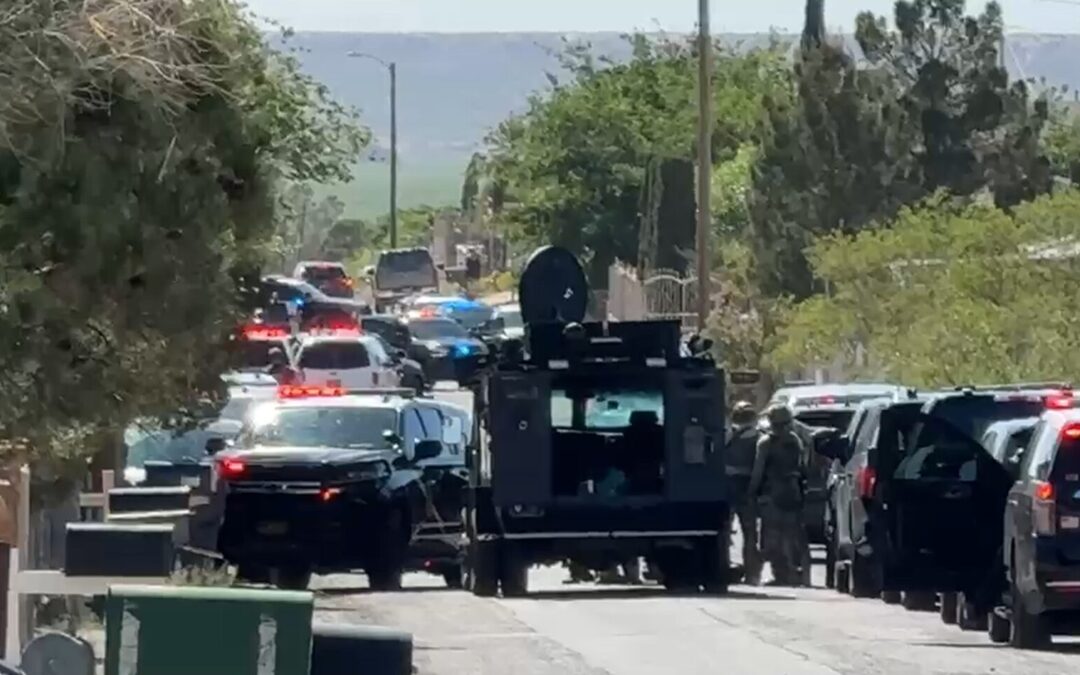 Persecución en Anthony, Nuevo México: Dos Detenidos y Se Levanta el Confinamiento Escolar