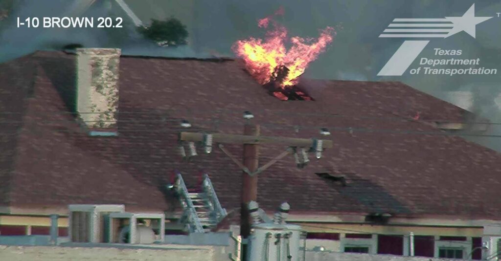 Incendio Arrasa Con Residencia Abandonada En El Paso Sin Dejar Heridos