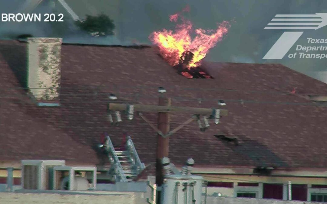Incendio arrasa con residencia abandonada en El Paso sin dejar heridos