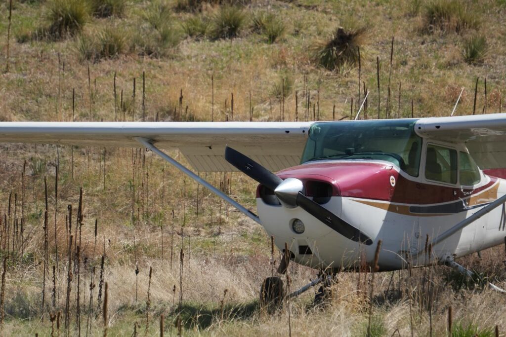 Incidente Aéreo En Centennial Airport: Avioneta Cessna 172 Se Sale De Pista