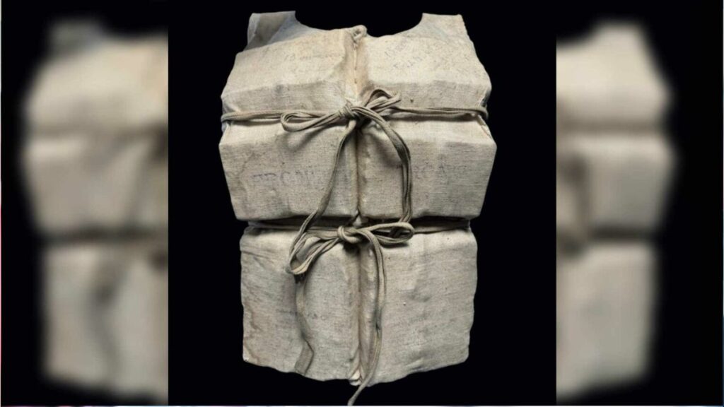 Descubra El Impactante Precio Del Chaleco Salvavidas Del Titanic En Subasta