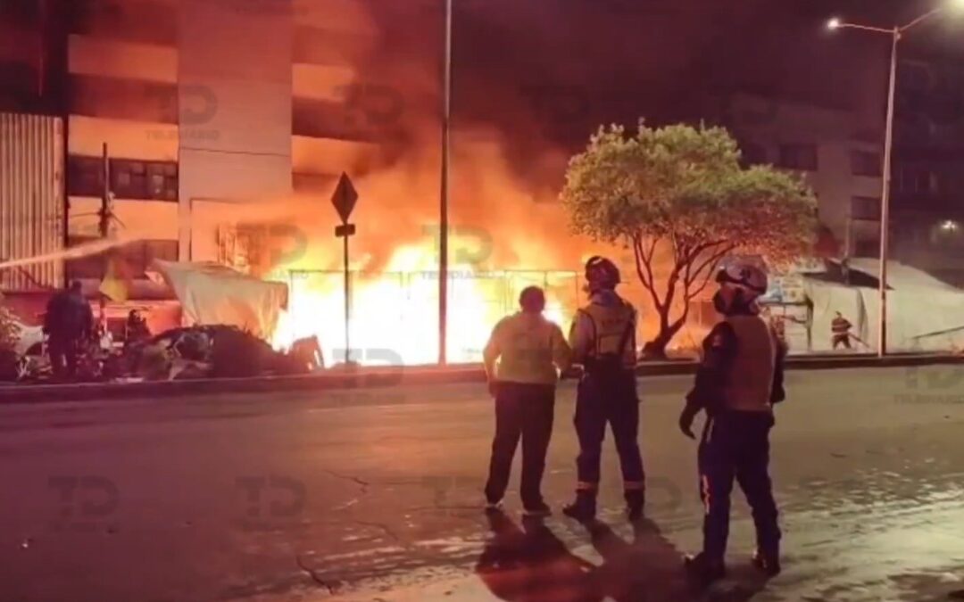 Incendio en Mercado de Sonora de CdMx: Columna de Humo Genera Alerta
