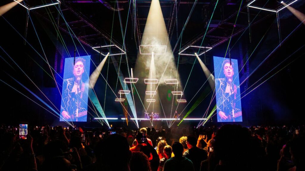 Monterrey Vibra Con Concierto Histórico De Soda Stereo Y Presencia Virtual De Cerati