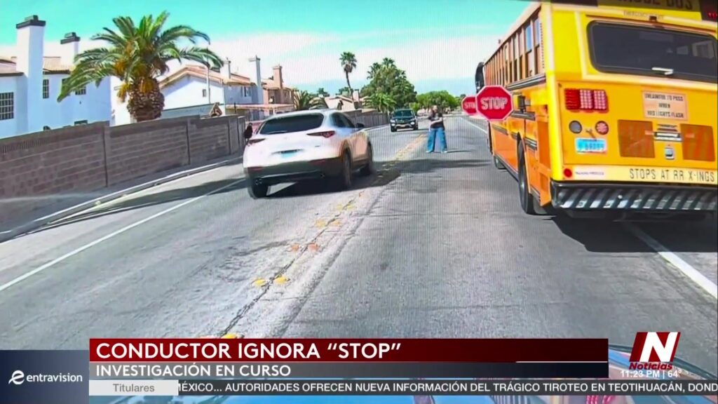 Conductor En Henderson Desafía La Seguridad Vial Ignorando Señal De Alto De Autobús Escolar