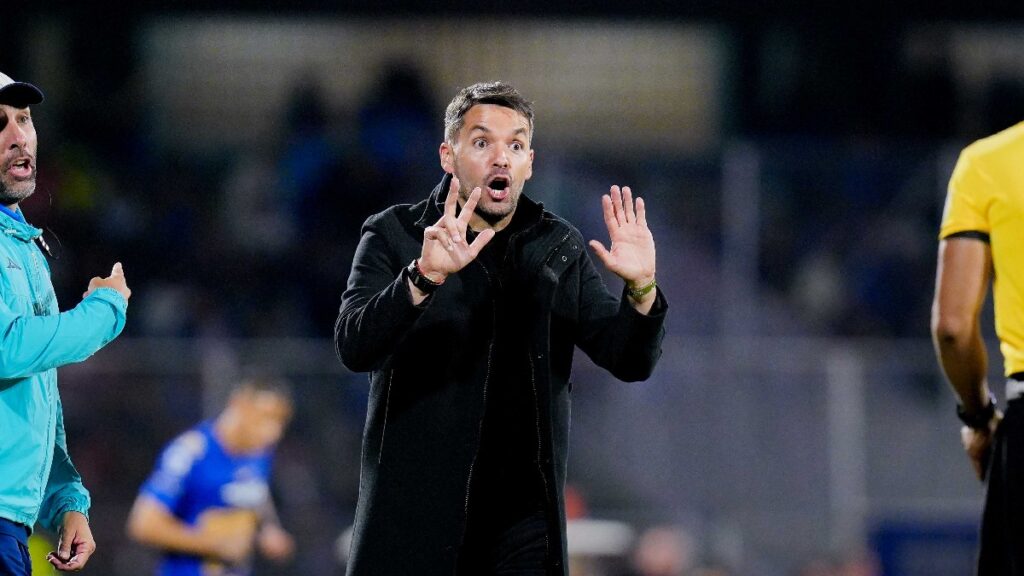 Nicolás Larcamón Renuncia Como Dt De Cruz Azul Antes De La Liguilla Del Clausura 2026