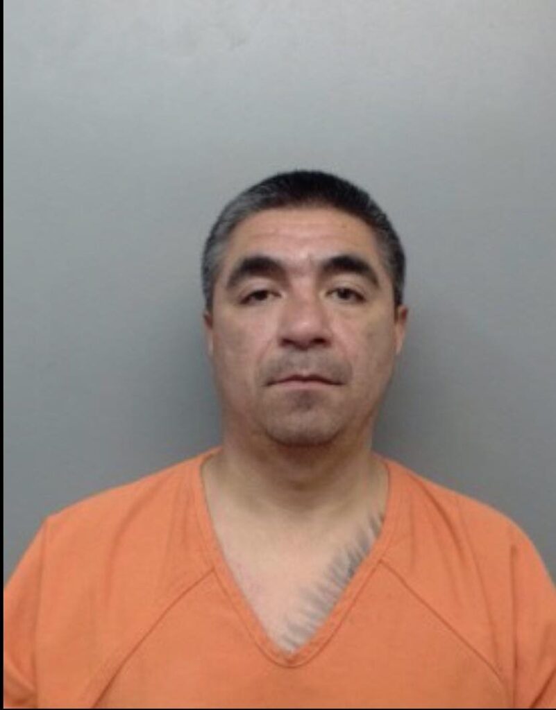 Accidente Con Fuga En Webb Deja A Un Oficial Herido Y Conduce A Detención