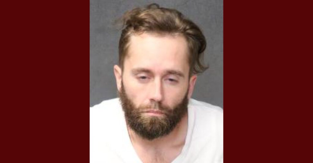 Hombre De Hobbs Condenado A 66 Meses De Prisión Por Violento Robo En Licorería De Albuquerque