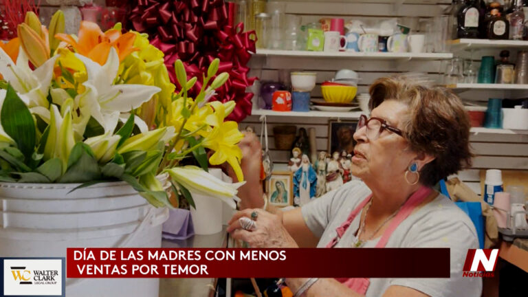 Floristas del Valle de Coachella reportan bajas ventas previo al Día de las Madres