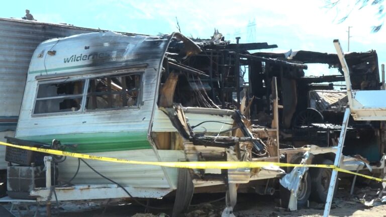 Un perro muere y una persona resulta herida en incendio de casa rodante en Desert Hot Springs