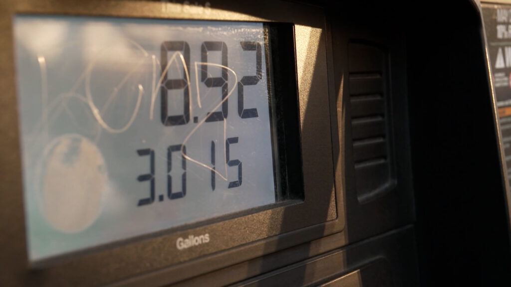 El precio promedio de la gasolina en el Condado de Riverside sube por 22.º día consecutivo y alcanza los $5.79 dólares